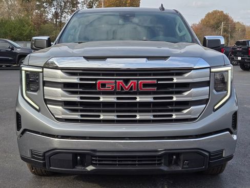 New 2026 GMC Sierra 1500 SLE AWD/4WD image 2
