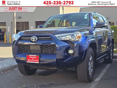 Used 2024 Toyota 4Runner SR5 Premium w/ Moonroof Package AWD/4WD image 1