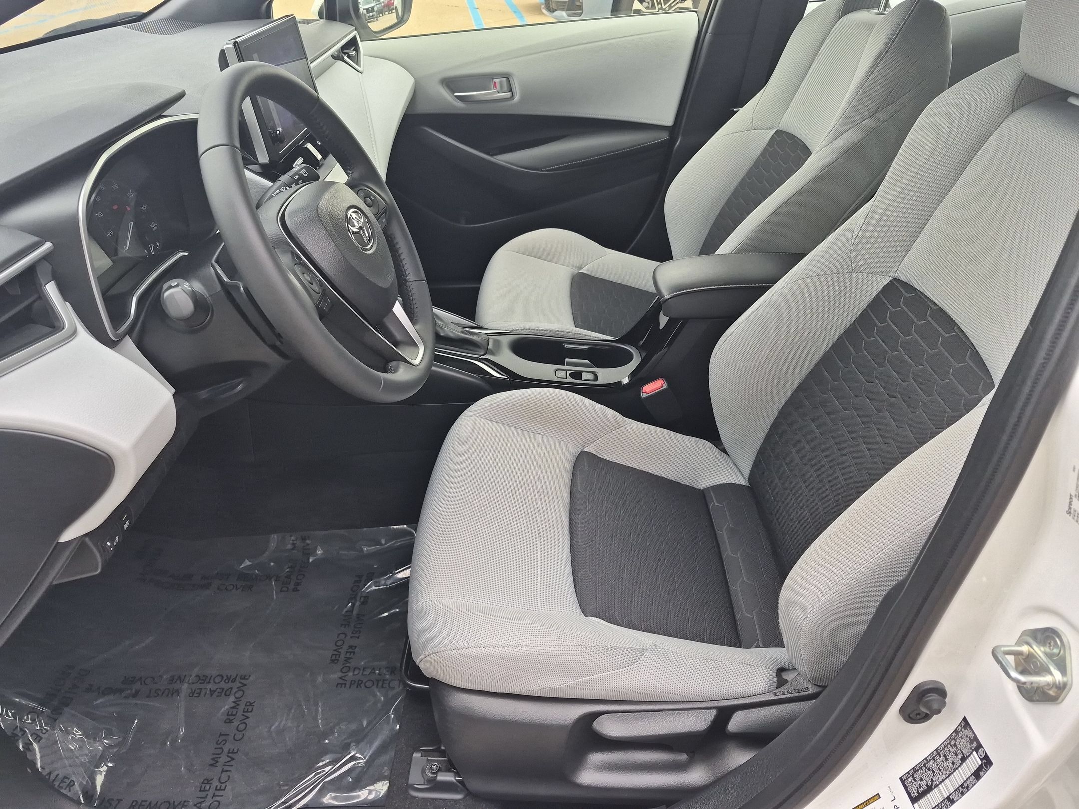 Used 2024 Toyota Corolla SE w/ SE Package FWD image 11