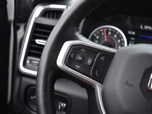 Used 2024 RAM 2500 Big Horn w/ Night Edition image 15