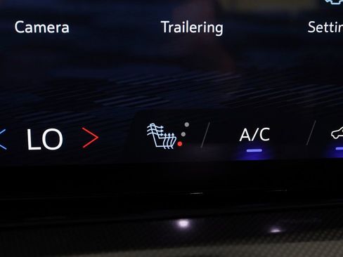 Used 2026 Chevrolet Tahoe RST w/ RST Performance Edition image 28