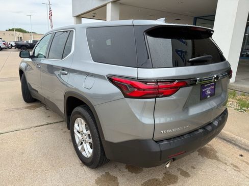 Used 2023 Chevrolet Traverse LS AWD/4WD image 8