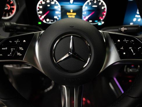 New 2026 Mercedes-Benz GLA 250 4MATIC image 21
