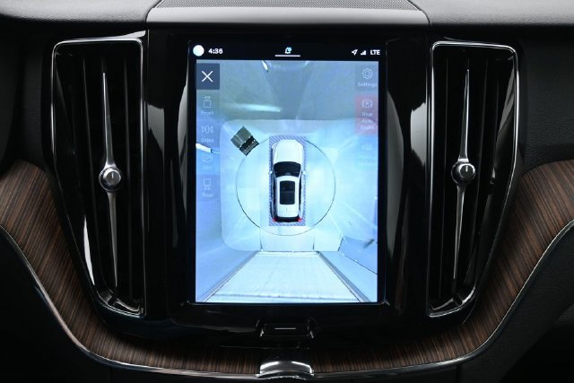 Used 2023 Volvo XC60 B5 Plus w/ Protection Package Premier FWD image 20