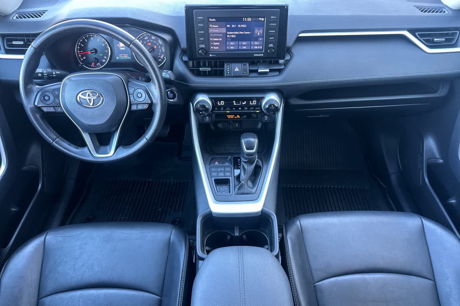 Used 2022 Toyota RAV4 XLE Premium AWD/4WD image 3