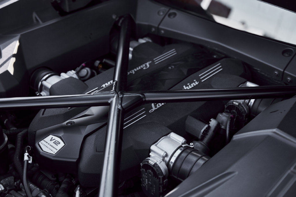Used 2018 Lamborghini Aventador S AWD/4WD image 30