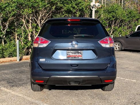 Used 2015 Nissan Rogue S image 7