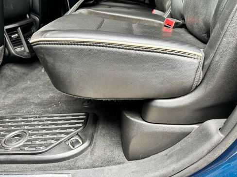 Used 2022 RAM 1500 Laramie AWD/4WD image 8