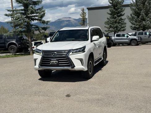 Used 2019 Lexus LX 570 4WD w/ Luxury Package image 3