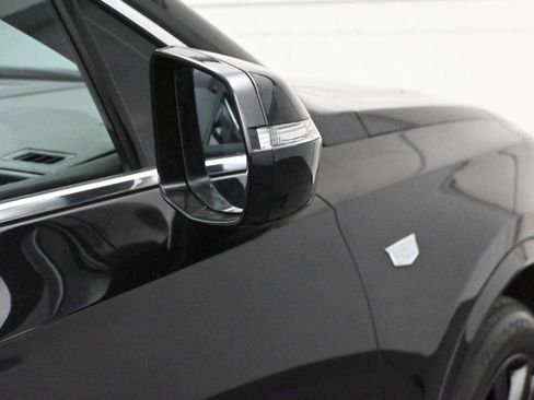 Used 2020 Cadillac XT6 Premium Luxury image 16