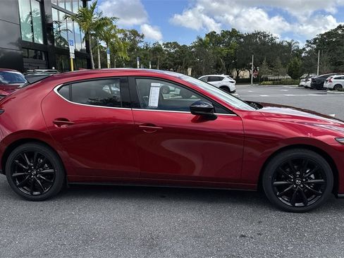 New 2026 MAZDA MAZDA3 Hatchback w/Premium Plus Pkg image 6