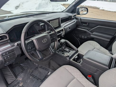 Used 2025 Toyota Tacoma SR5 image 17