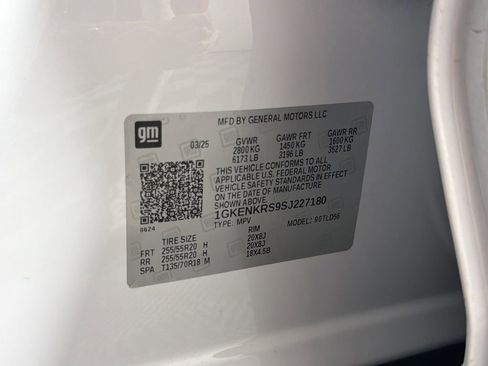 New 2025 GMC Acadia Elevation w/ Elevation Premium Package image 32