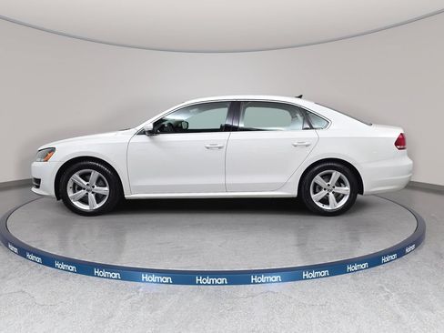 Used 2014 Volkswagen Passat 1.8T SE FWD image 9