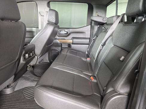 Used 2022 Chevrolet Silverado 1500 LT Trail Boss w/ Convenience Package II AWD/4WD image 30