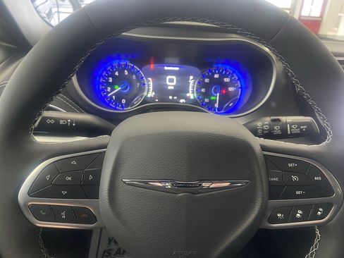 New 2026 Chrysler Pacifica Select image 28