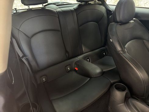 Used 2014 MINI Cooper S image 12