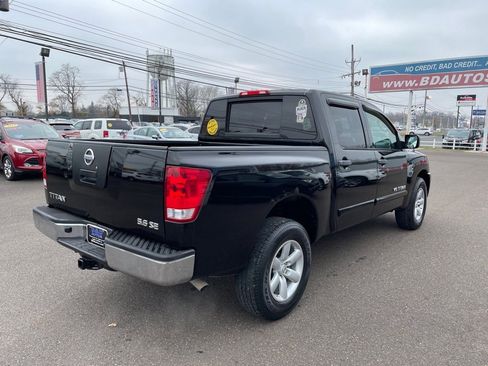 Used 2009 Nissan Titan SE image 3
