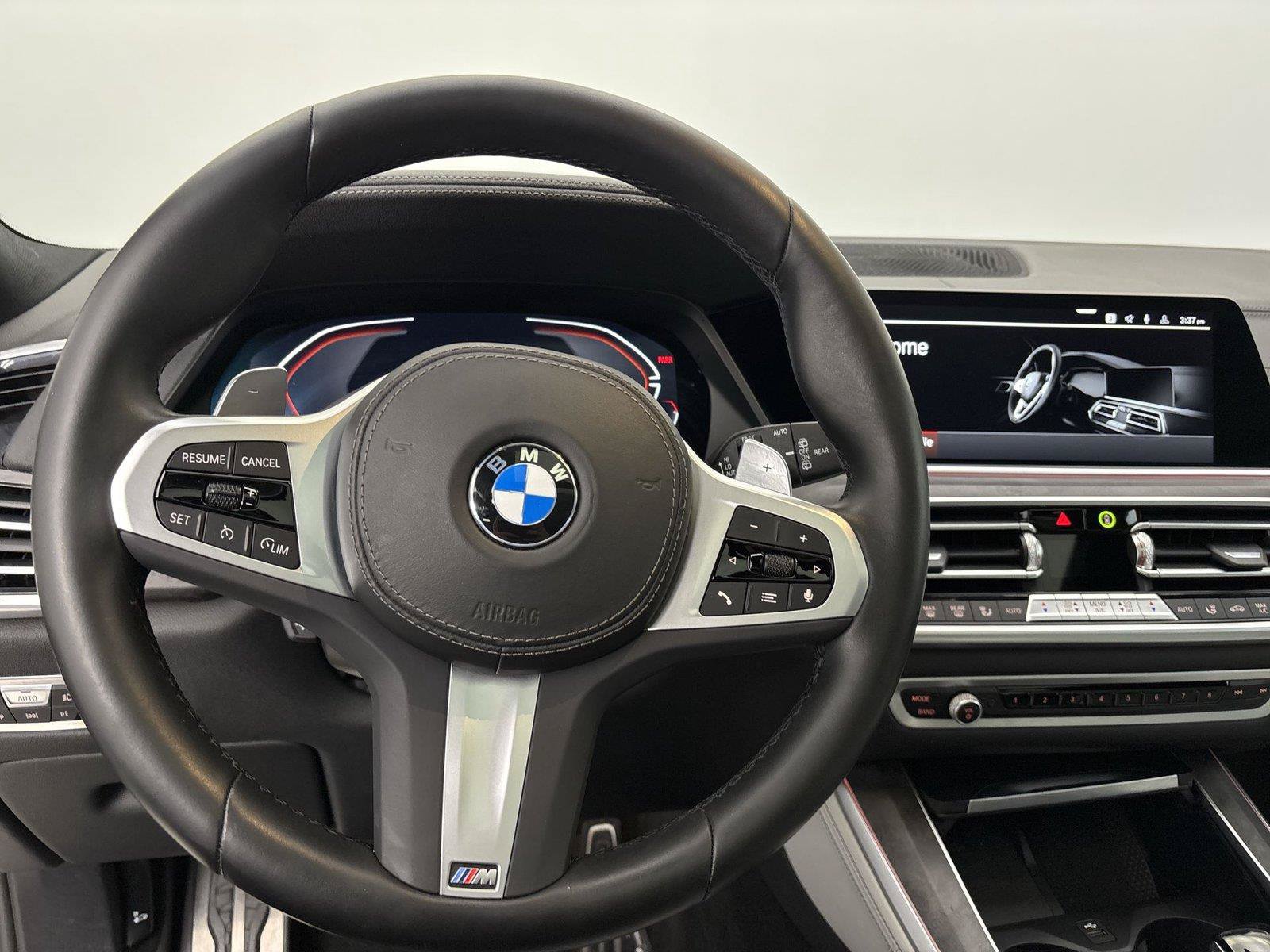 Used 2023 BMW X5 xDrive40i w/ M Sport Package AWD/4WD image 22