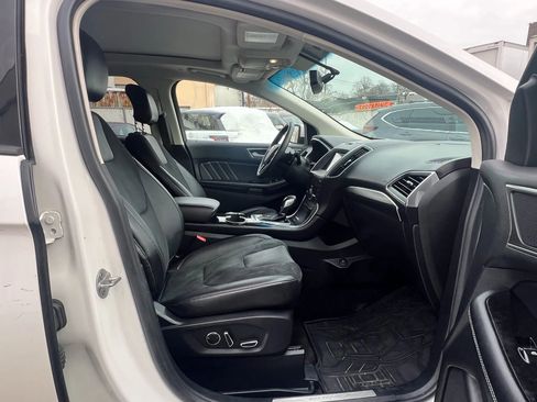 Used 2016 Ford Edge Sport w/ Technology Package image 32