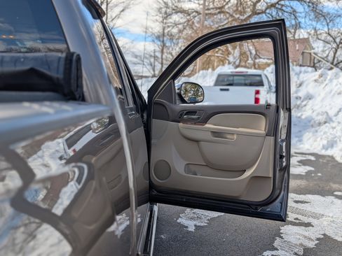 Used 2012 Chevrolet Silverado 1500 LTZ image 45