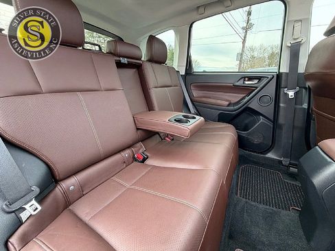 Used 2017 Subaru Forester 2.5i Touring image 20