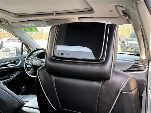Used 2019 Buick Enclave Avenir w/ Avenir Technology Package image 24