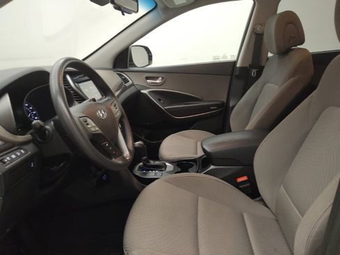 Used 2018 Hyundai Santa Fe SE w/ Cargo Package image 17