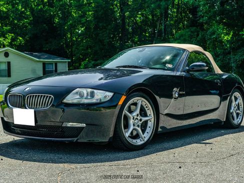 Used 2008 BMW Z4 3.0si image 21