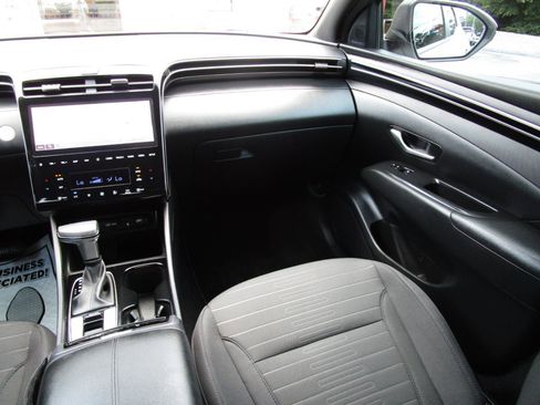 Used 2024 Hyundai Santa Cruz SEL w/ Activity Package FWD image 9