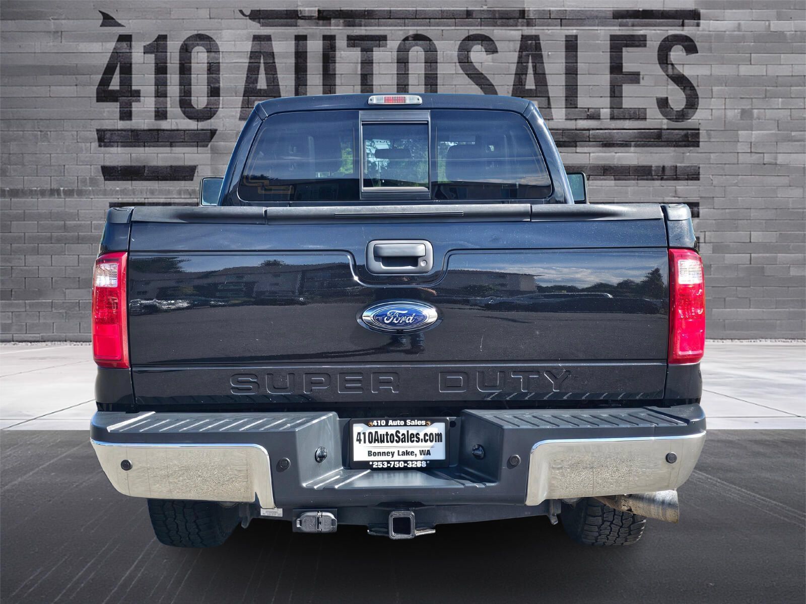 Used 2015 Ford F250 Lariat w/ Lariat Interior Package AWD/4WD image 4