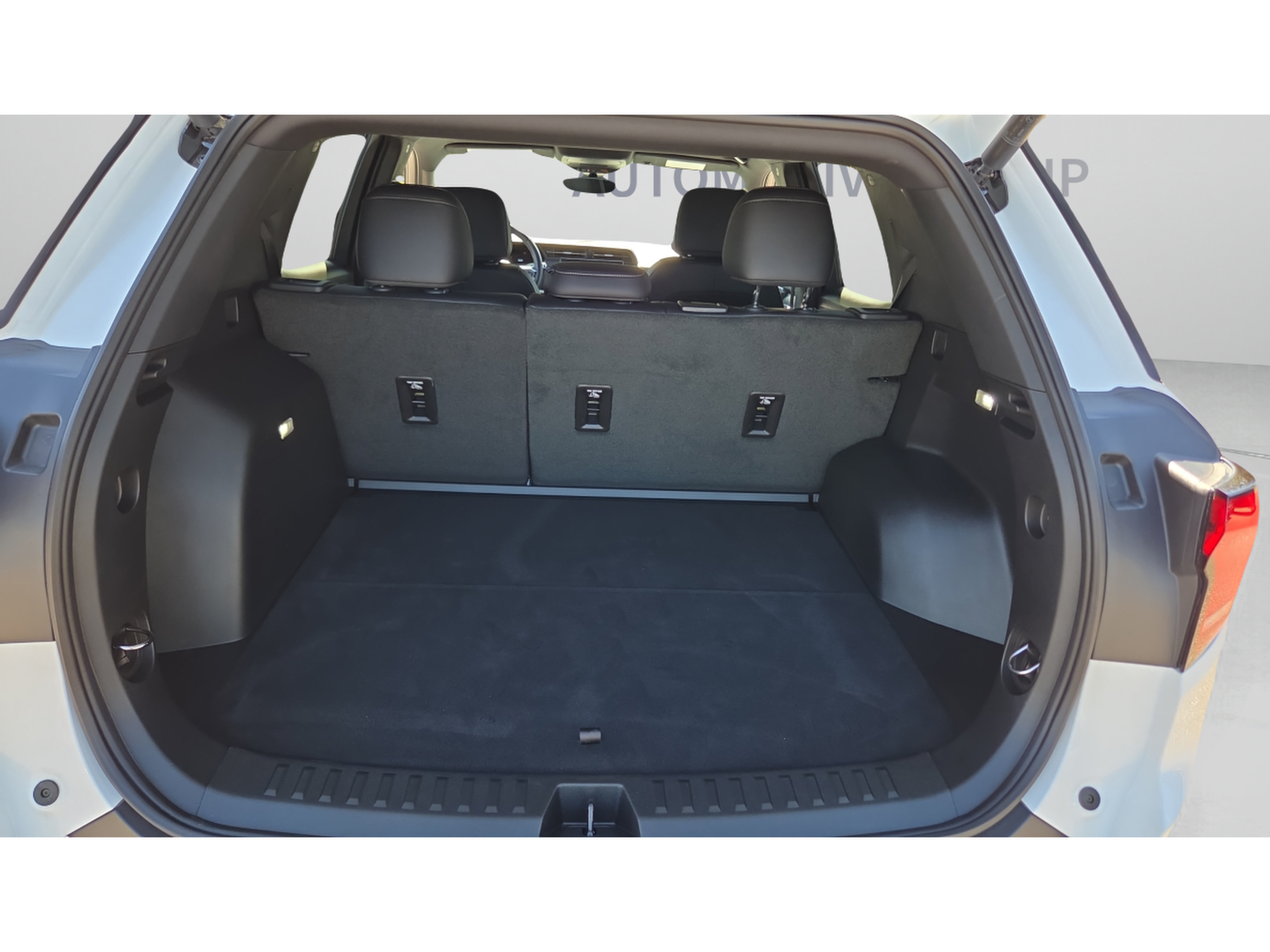 Used 2026 GMC Terrain Elevation w/ Elevation Premium Package AWD/4WD image 13