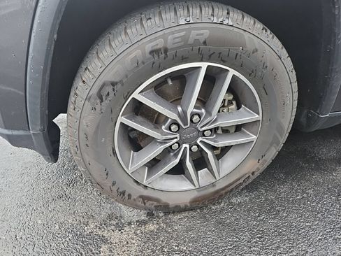 Certified 2021 Jeep Grand Cherokee Limited AWD/4WD image 5