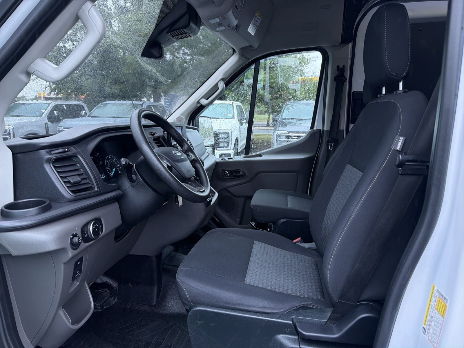 Used 2023 Ford Transit 250 Medium Roof w/ Load Area Protection Package RWD image 22