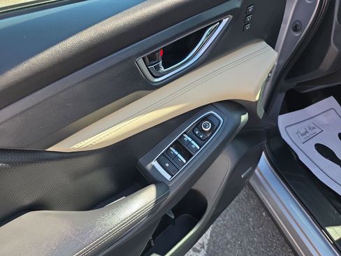 Used 2019 Subaru Ascent Limited AWD/4WD image 11