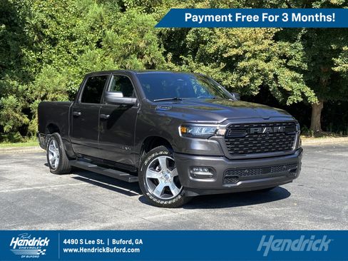 Used 2026 RAM 1500 Express RWD image 1