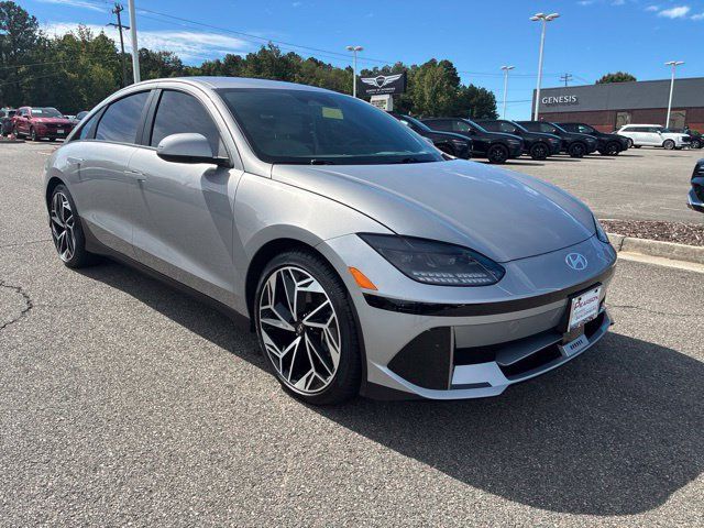Used 2025 Hyundai Ioniq 6 SEL RWD image 1
