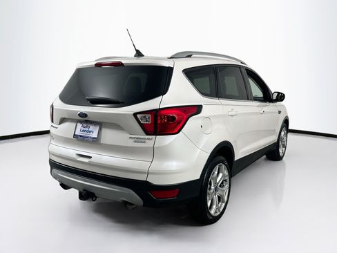 Used 2019 Ford Escape Titanium w/ U0J03 - Titanium Tow Package FWD image 5