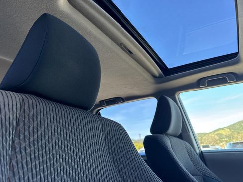 Used 2012 Toyota 4Runner SR5 w/ Convenience Pkg image 14