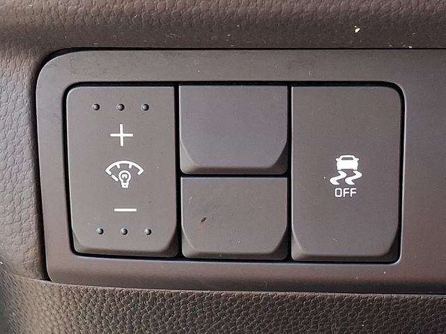 Used 2016 Kia Soul + w/ Audio Package FWD image 24