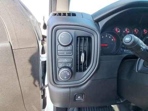 Used 2025 Chevrolet Silverado 2500 W/T w/ WT Convenience Package AWD/4WD image 22