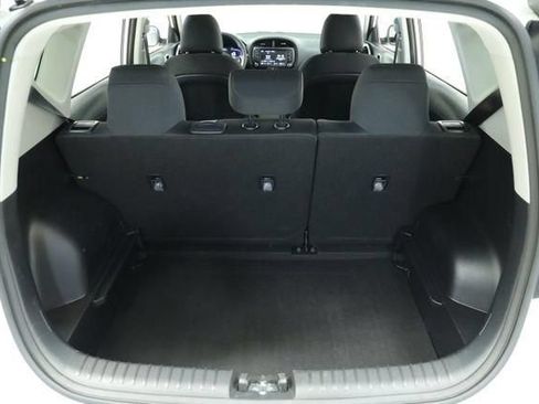 Used 2025 Kia Soul LX w/ LX Technology Package FWD image 29