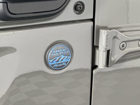 Used 2022 Jeep Wrangler Unlimited Rubicon 4xe w/ Cold Weather Group image 10