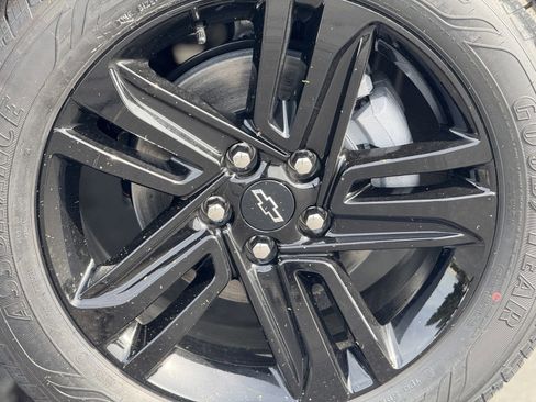 New 2025 Chevrolet Trax ACTIV w/ Driver Confidence Package image 8