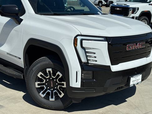 Used 2026 GMC Sierra EV Elevation image 3