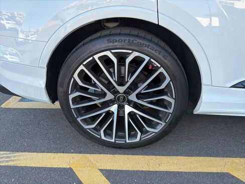 Used 2025 Audi SQ7 Prestige image 7