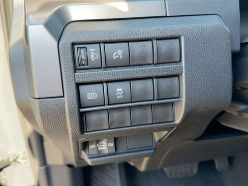 New 2025 Toyota Tacoma SR5 image 17