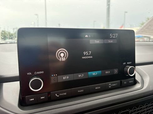 Certified 2025 Honda Accord LX image 17