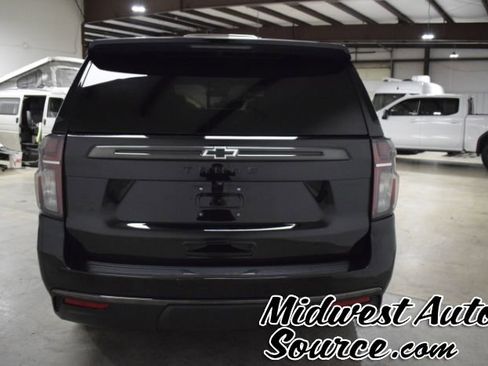Used 2022 Chevrolet Tahoe Z71 w/ Z71 Off-Road Package image 4
