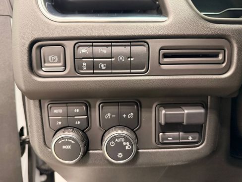 Used 2023 Chevrolet Tahoe RST w/ Luxury Package image 27